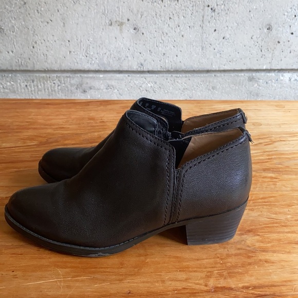 Naturalizer Zarie Bootie in Black leather - Picture 6 of 13